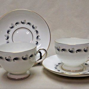 Wedgwood Bone China England Set of 2 Stardust Footed Tea Cups and Saucers. R4292